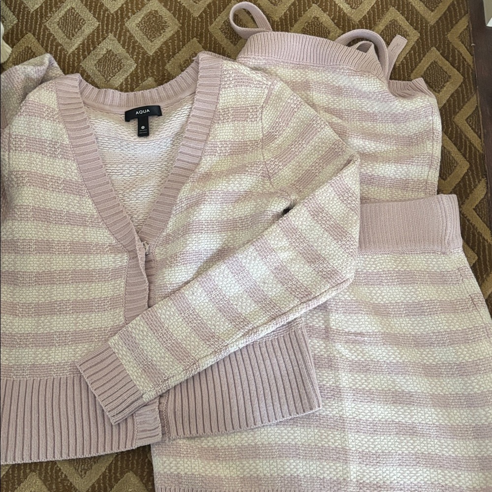 Three piece knit set